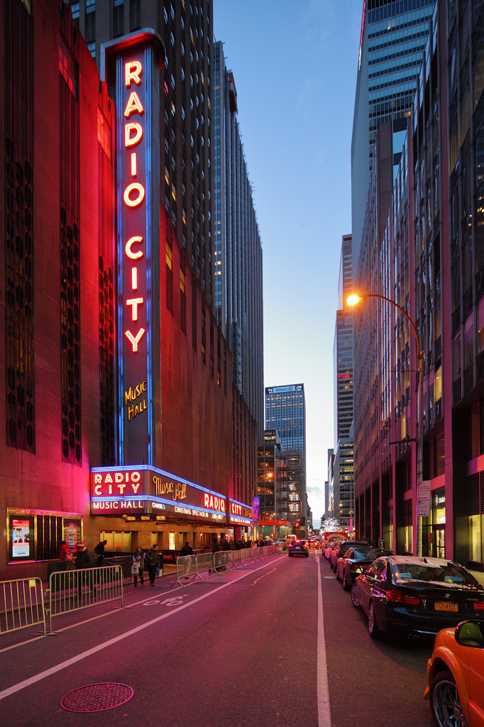 1932RadioCityMusicHall