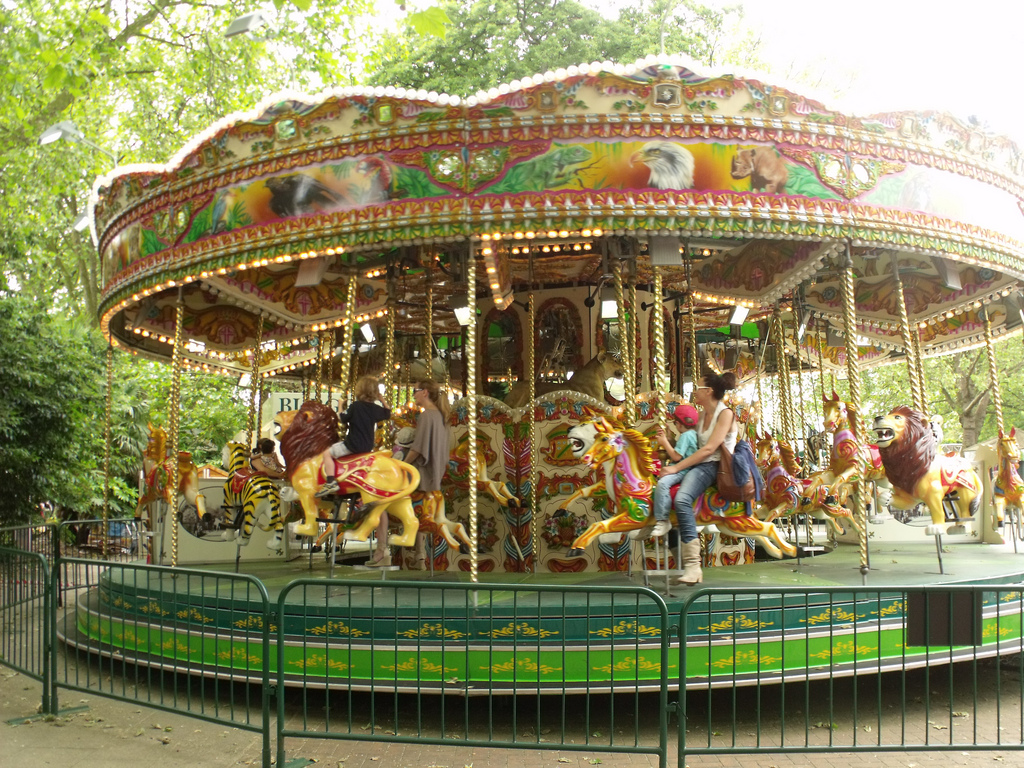 1620Merry-go-round